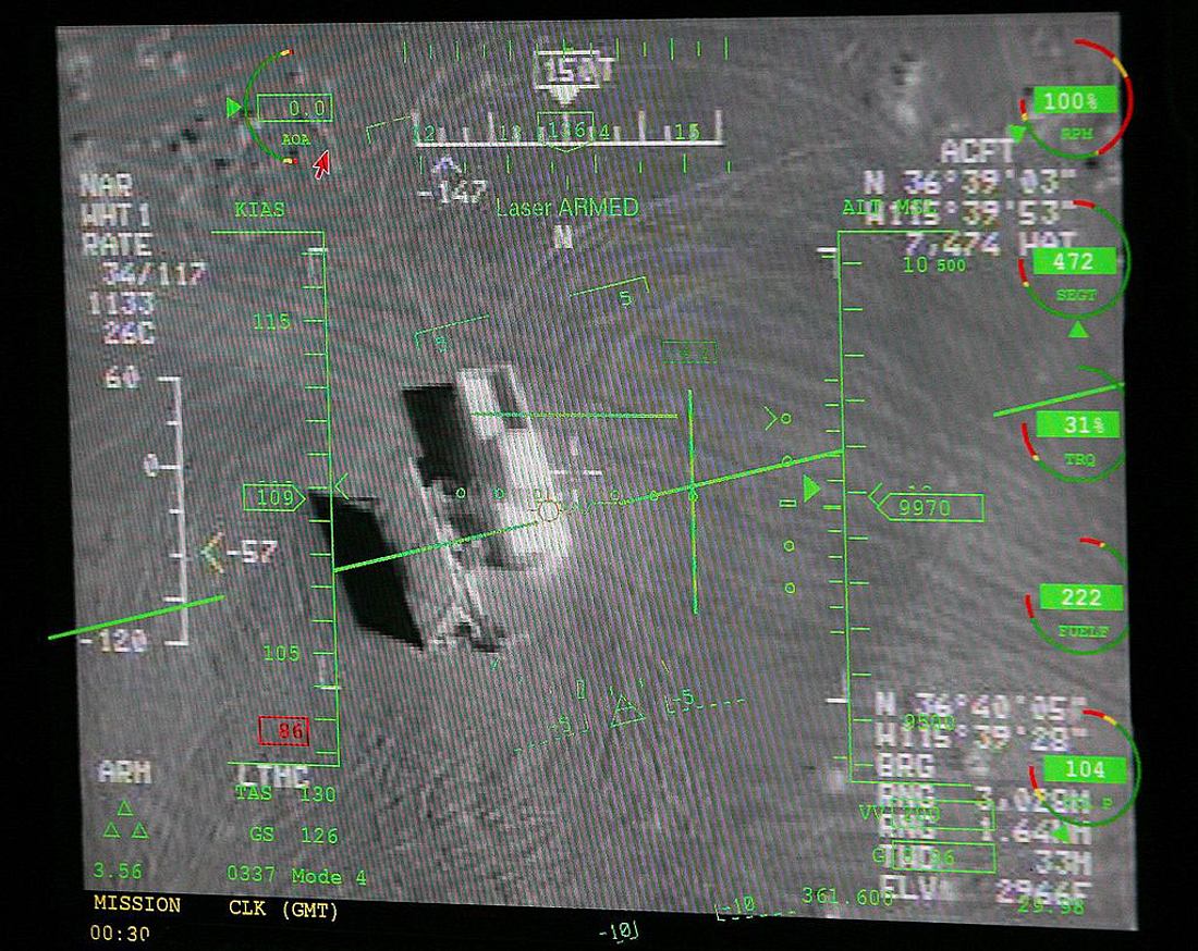 So sieht ein Truck aus der Kamera einer Drohne vom Typ MQ-9 Reaper So sieht ein Truck aus der Kamera einer Drohne vom Typ MQ-9 Reaper