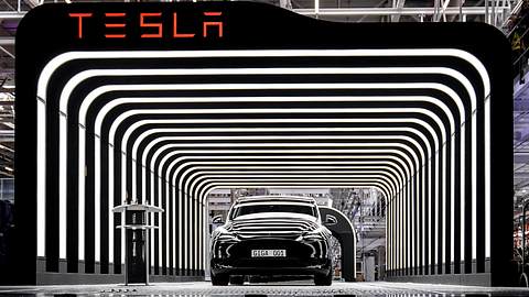 Gigafactory von Tesla - Foto: IMAGO / Political-Moments