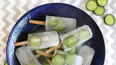 Gefrorene Promille: Gin Tonic als Eis am Stiel - Foto: via portandfin.com