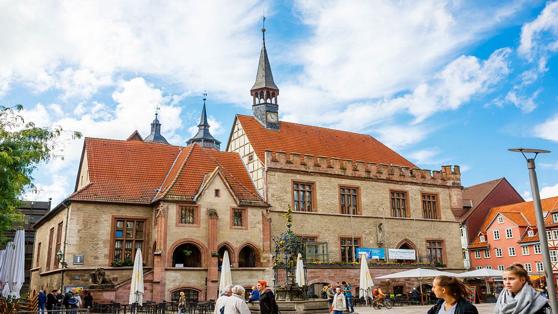 Bildunterschrift eingeben Altes Rathaus