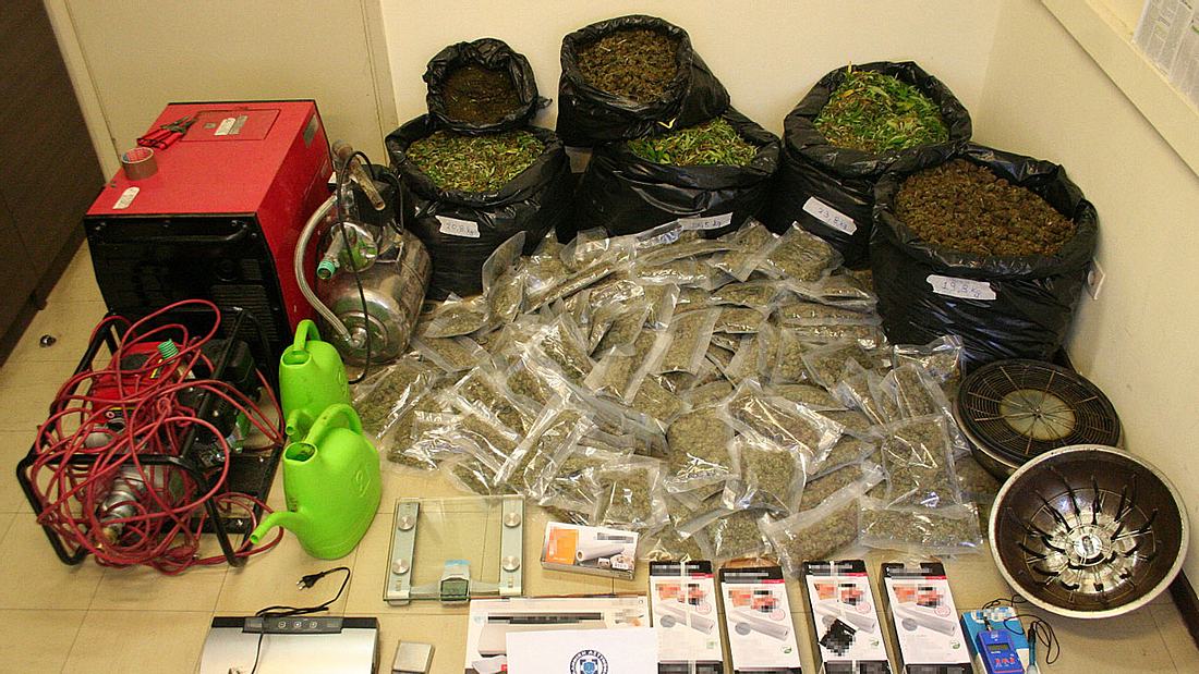 Sichergestelltes Cannabis der deutschen Brüder in Griechenland. Sichergestelltes Cannabis der deutschen Brüder in Griechenland.