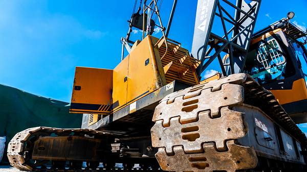 Bagger - Foto: iStock/CHUNYIP WONG