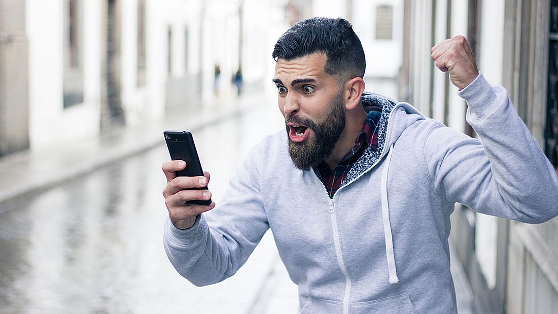 Die IMEI-Nummer des Handy ist wichtig. Die IMEI-Nummer des Handy ist wichtig.