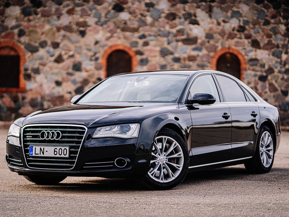 Audi A8