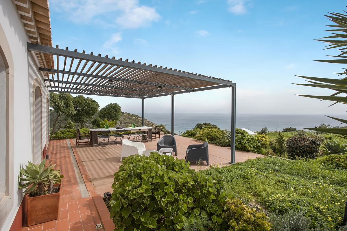 Ferienhaus Casa das Furnas - Eco Home mit Meerblick an der Algarve, Portugal