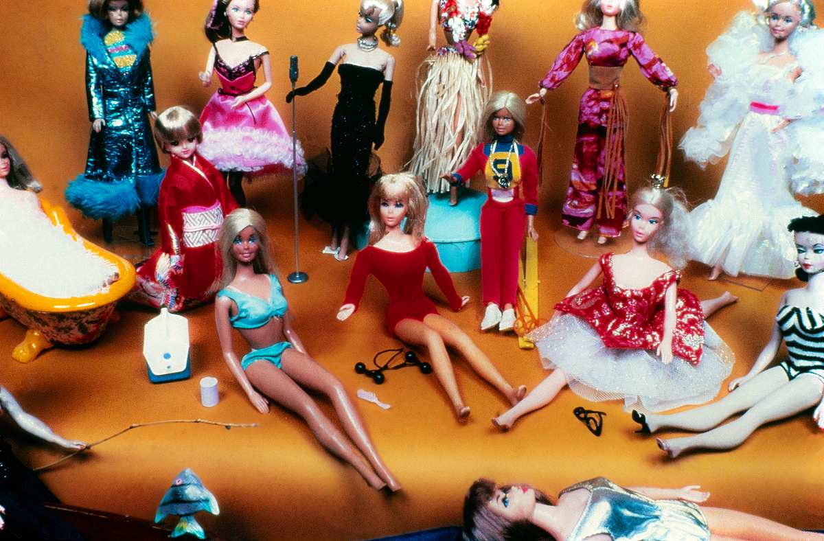Alte Barbie-Puppen