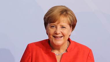 Angela Merkel - Foto:  Icon Bild drucken In neuem Tab öffnen  07.07.2017  IMAGO Bildnummer: 0080925810  2250x3120 Pixel  IMAGO / Sammy Minkoff