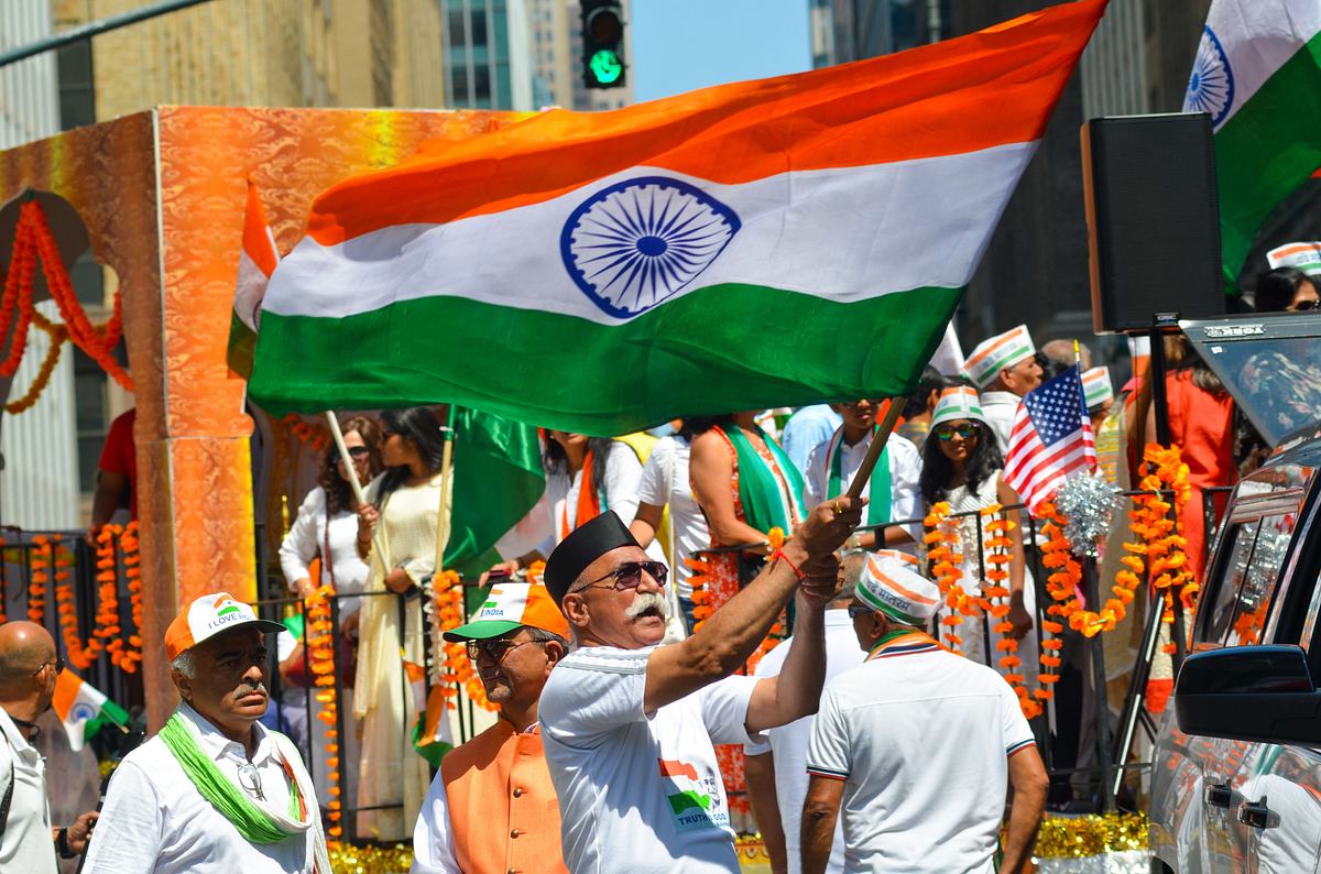 Indische Flagge, Menschen