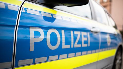 Polizei - Foto: iStock / Nils Jacobi