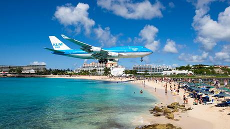 Der Princess Juliana International Airport auf St.Maarten  - Foto: iStock / Joel Carillet