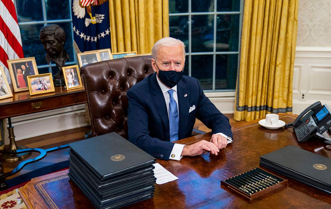 Joe Biden im Oval Office des Weißen Hauses
