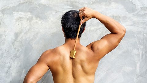 Juckreiz am ganzen Körper: Hausmittel gegen Juckreiz - Foto: iStock / Bebenjy