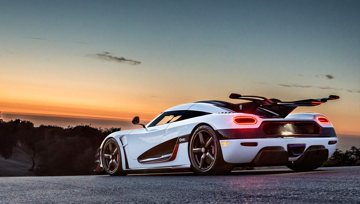 Koenigsegg One:1 - Von 0 auf 300 km/h in unter 12 Sekunden!