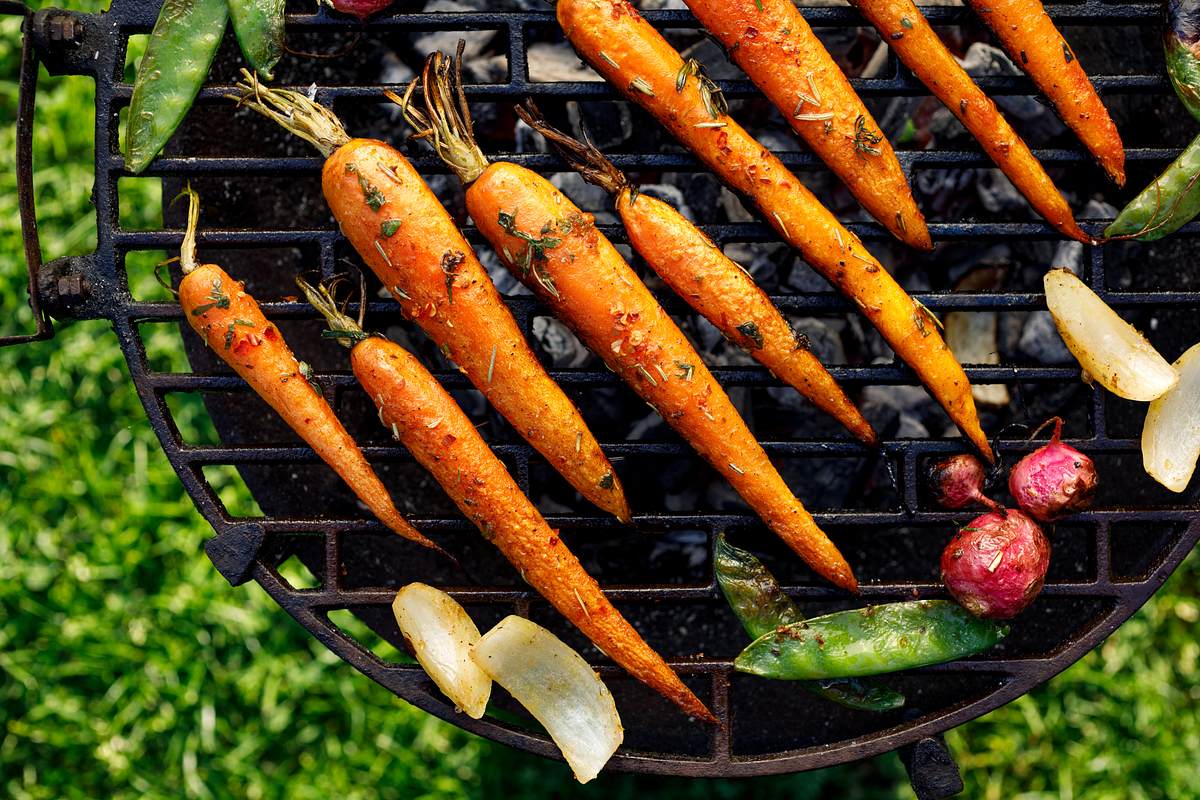 Karotten auf dem Grill