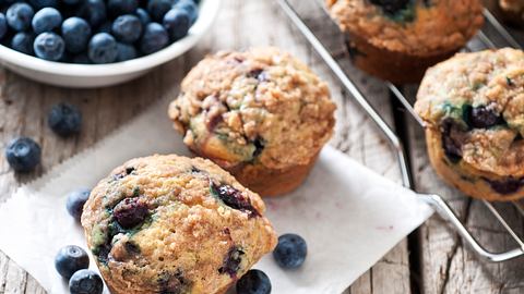 Blaubeermuffins - Foto: iStock / mphillips007