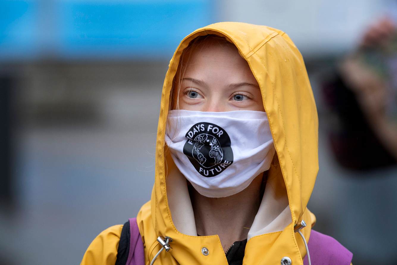 Klimastreik trotz COVID: Greta Thunberg lässt sich nicht aufhalten Greta Thunberg mit Schutzmaske