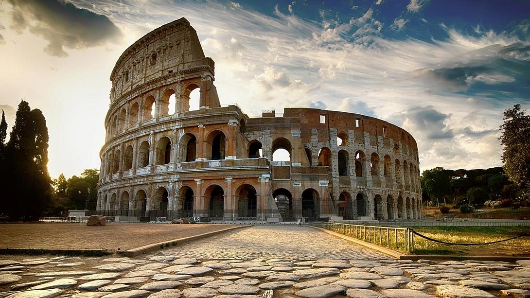 Das Kolloseum ist seit 2.000 Jahren das Wahrzeichen von Rom - Foto: iStock / Givaga