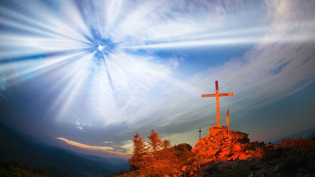 Kreuz auf dem Berg Strymba Kreuz auf dem Berg Strymba