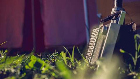 Kurbelradio - Foto: iStock / chabybucko