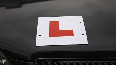 L-Schild - Foto: IMAGO / Panthermedia