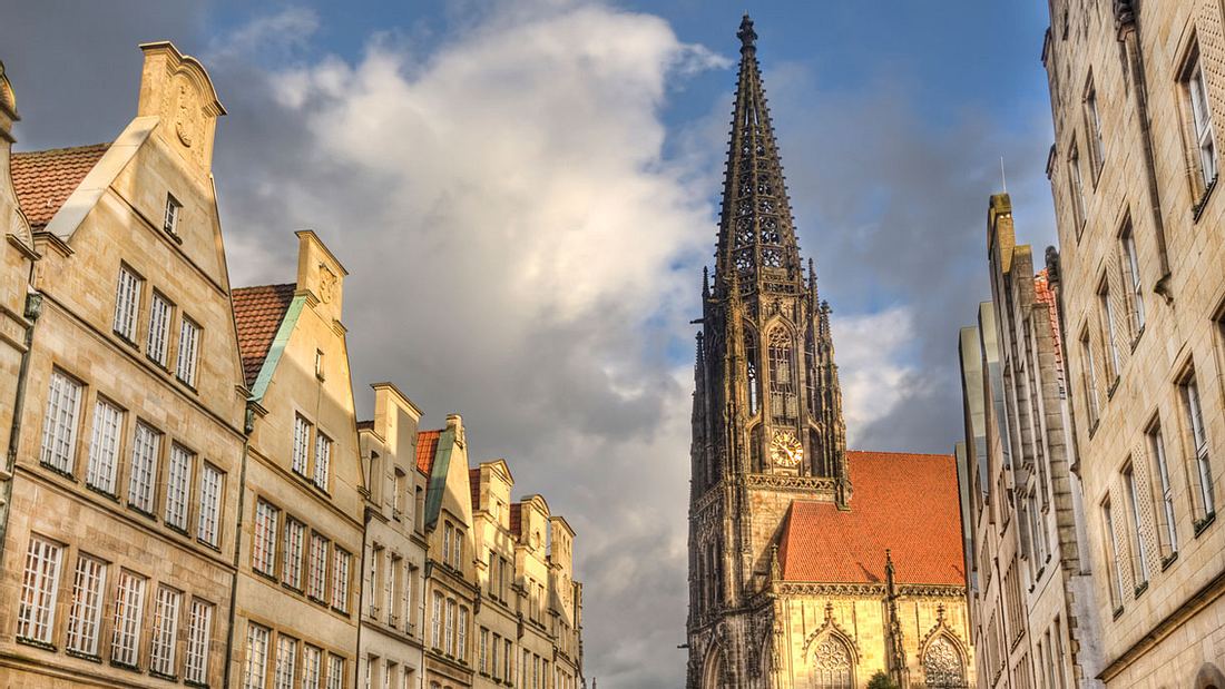 Die Lambertikirche am Ende des Prinzipalmarkts. Lambertikirche in Münster