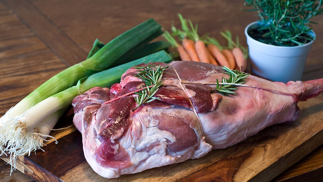 Lammkeule-Rezept nach Star-Koch Jamie Oliver Lammkeule-Rezept nach Star-Koch Jamie Oliver