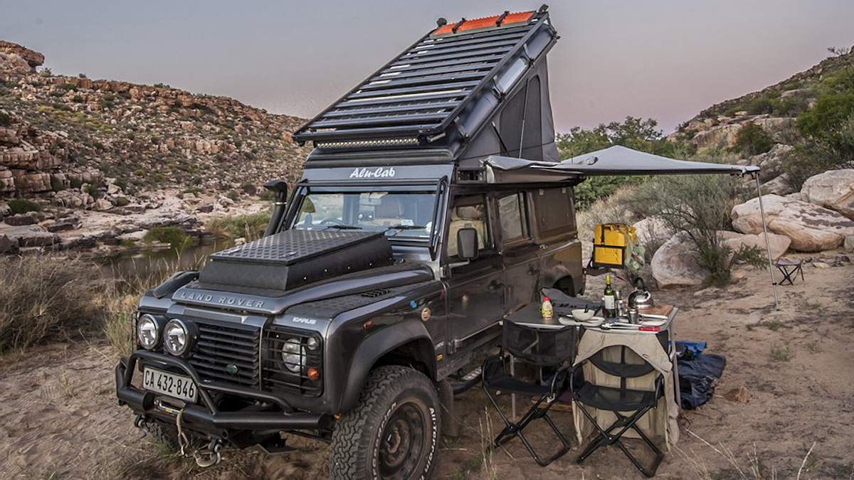 Land Rover Icarus mit Rooftop: Der perfekte Safari-Camper