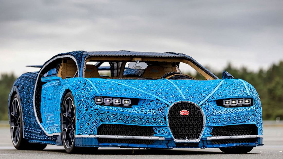 Lebensgroßer Bugatti Chiron aus Lego begeistert das Netz