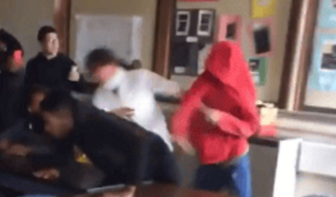 Tatort Klassenzimmer: Handgreifliche Auseinandersetzungen in Schulen nehmen zu
