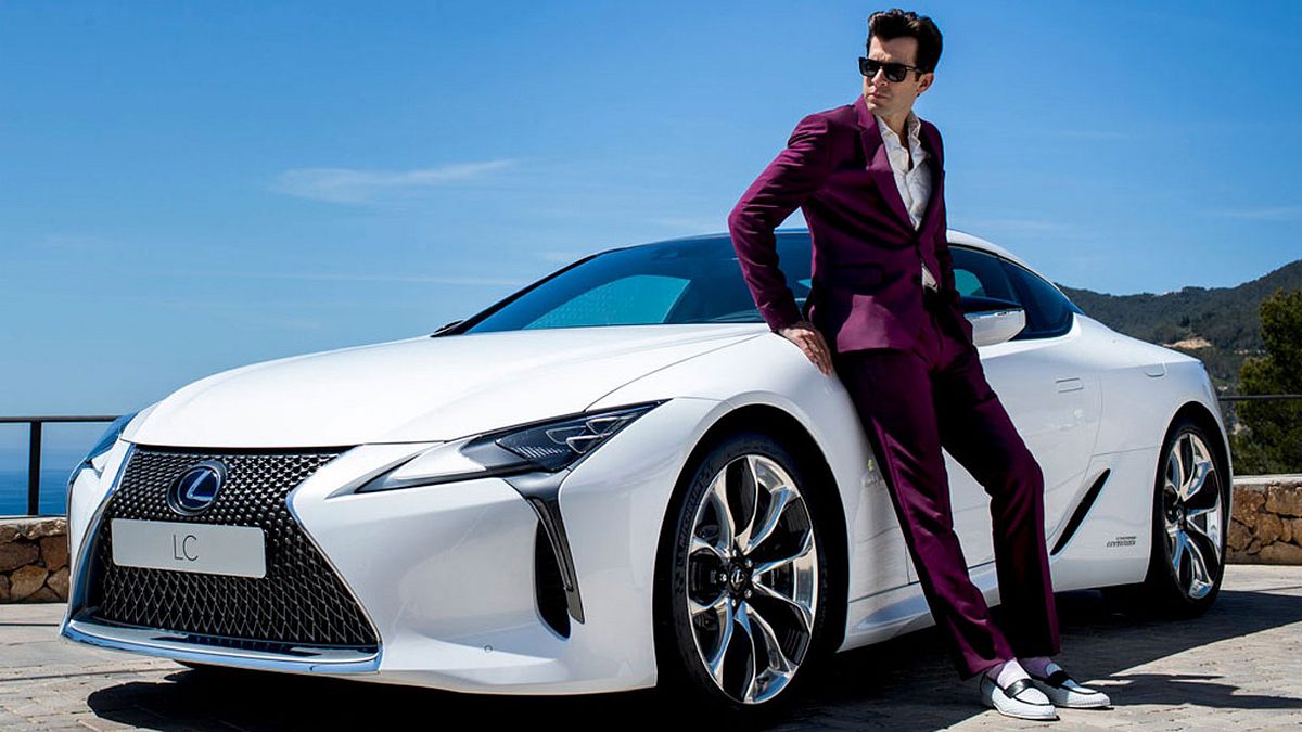 Muskproduzent Mark Ronson ist Markenbotschafter für den neuen Lexus LC