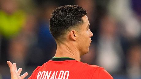 Low Fade Frisur an Christiano Ronaldo - Foto:  IMAGO / LaPresse