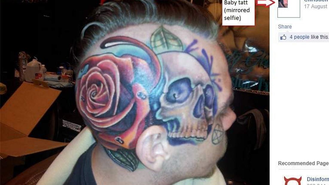 Face-Tattoo: Ein Mann hat das Gesicht seines Sohnes auf sein Gesicht tätowieren lassen
