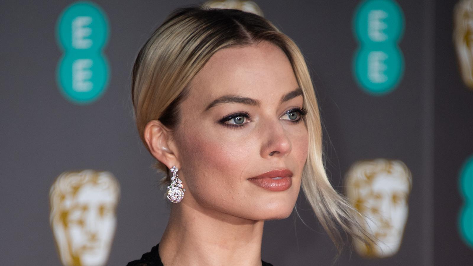 OMG! Hollywood-Superstar Margot Robbie zeigt sich oben ohne | Männersache