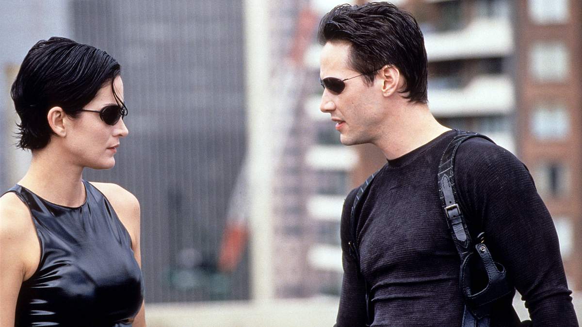 Carrie Anne-Moss und Keanu Reeves in Matrix