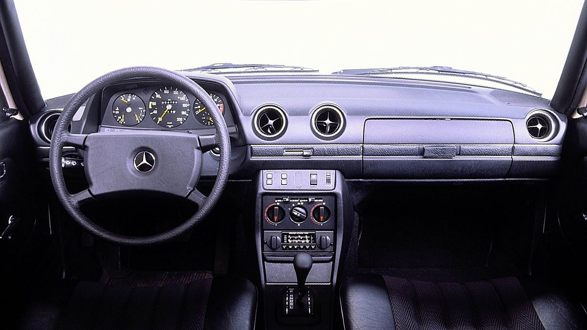 Det Müller stellt den Mercedes 240D vor und gibt Tipps zum Gebrauchtwagenkauf