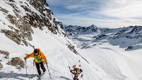 Skihochtour in den Schweizer Alpen  - Foto: Martin Bissig