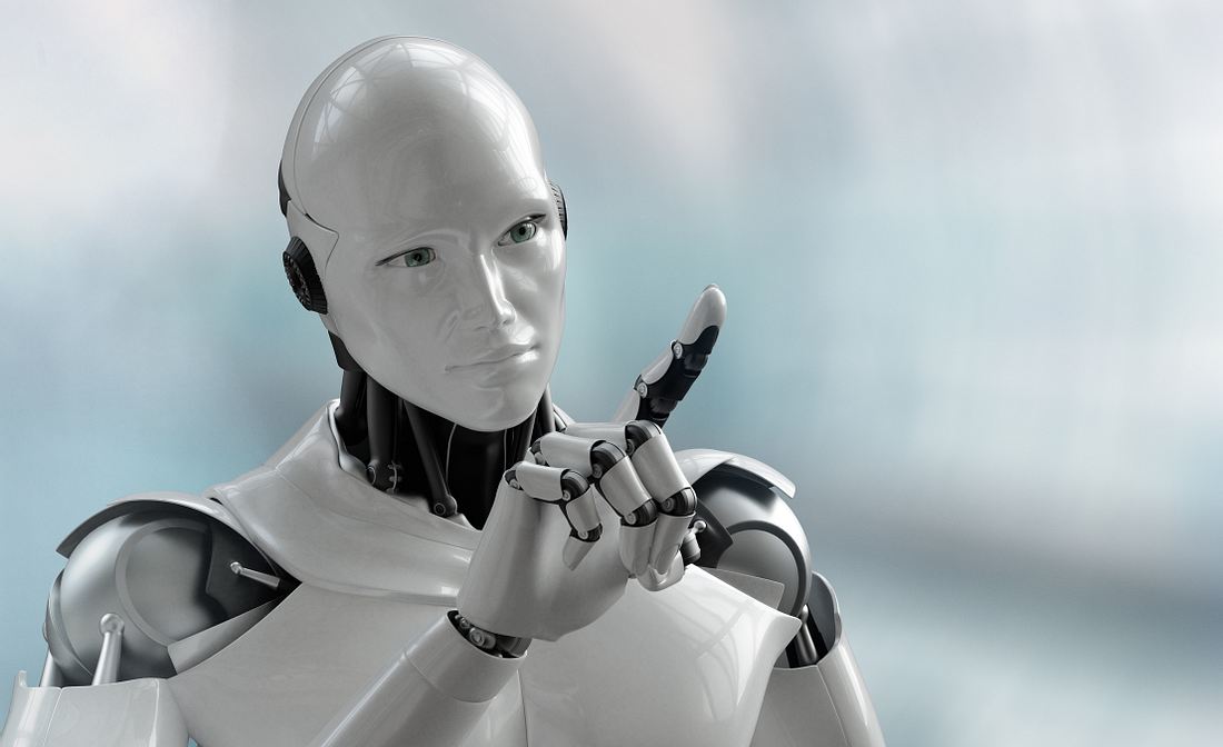 Mitten in Deutschland: Roboter erinnert Supermarktkunden an Corona-Regeln Roboter mit erhobenem Zeigefinger