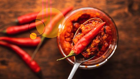 Schärfsten Chili-Saucen  - Foto: iStock / jirkaejc