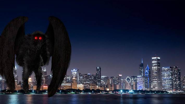 Mothman: Augenzeugen sichten mysteriöse Fledermaus-Kreatur - Foto: iStock / MonicaNinker | Tim Bertelink / CC BY-SA 4.0