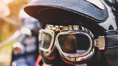 Motorradbrille - Foto: iStock/hobo_018