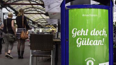 Sind diese Plakat rassistisch? Die Stadt Duisburg sieht sich im Rahmen einer Mülleimer-Kampagne mit einem Shitstorm konfrontiert - Foto: Stadt Duisburg