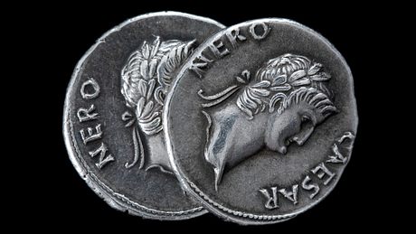 Antike Münzen mit Nero-Prägung - Foto: iStock / Luso