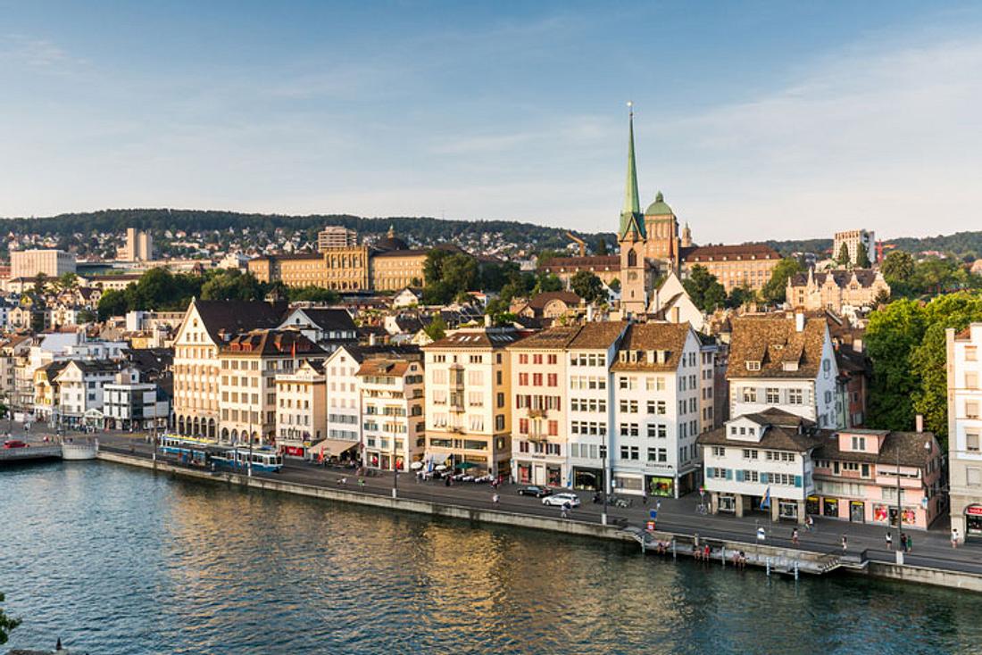 Niederdorf ist ein Stadtteil von Zürich. Niederdorf ist ein Stadtteil von Zürich.