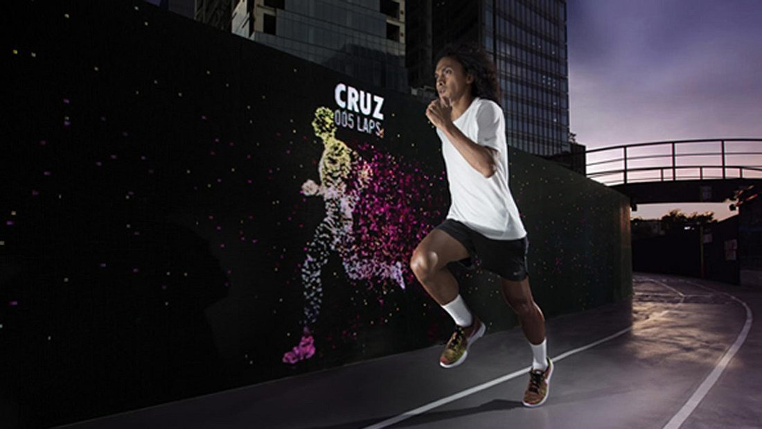 Training der Zukunft: Im Nike Unlimited Stadion in Manila läufst du gegen Avatare