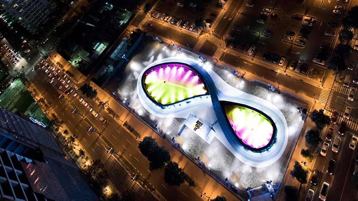 Nike Unlimited Stadion in Manila: Die erste LED-Laufstrecke der Welt
