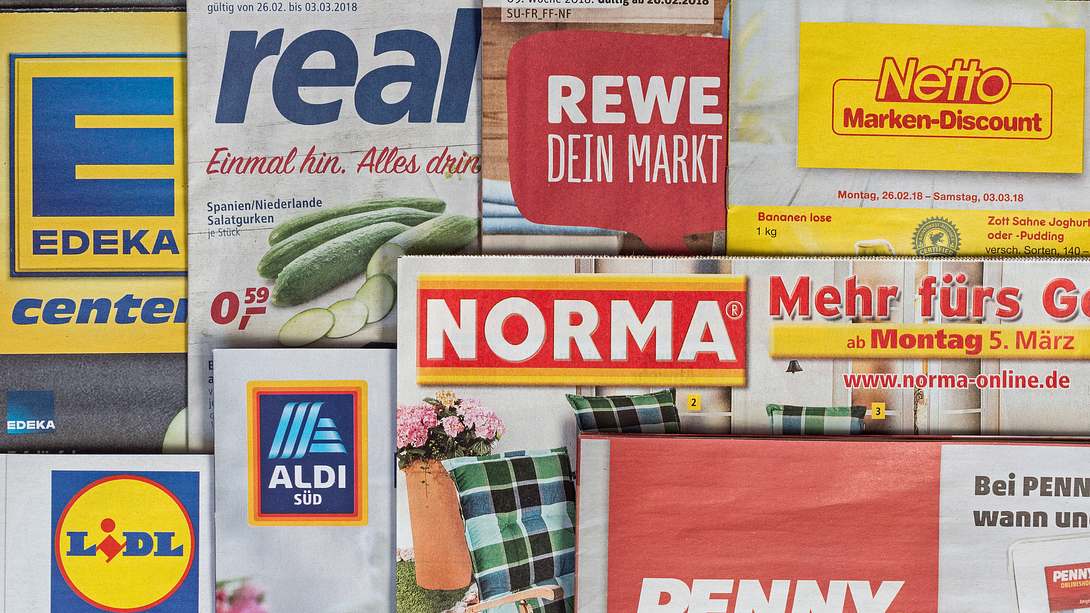 Prospekte Supermarkt  - Foto: iStock / is:Tree4Two