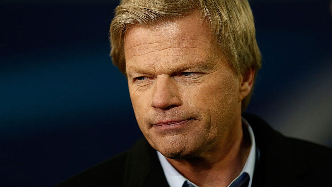 Oliver Kahn feiert sein Bundesliga-Comeback Oliver Kahn feiert sein Bundesliga-Comeback