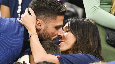 Olivier und Jennifer Giroud - Foto: IMAGO / PanoramiC