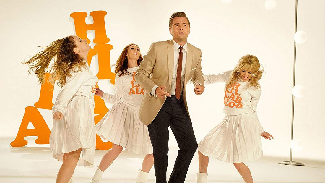Rick Dalton (LEONARDO DICAPRIO, l.) und Cliff Booth (BRAD PITT, r.) in Sony
Pictures' ONCE UPON A TIME... IN HOLLYWOOD von Drehbuchautor und Regisseur
Quentin Tarantino. Rick Dalton (LEONARDO DICAPRIO, l.) und Cliff Booth (BRAD PITT, r.) in Sony Pictures' ONCE UPON A TIME... IN HOLLYWOOD von Drehbuchautor und Regisseur Quentin Tarantino.