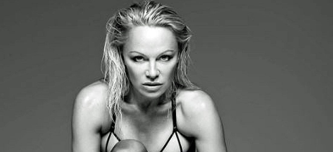 Sexy Comeback: Pamela Anderson posiert in Dessous des Londoner Reizwäsche-Labels Coco de Mer Pamela Anderson posiert in sexy Unterwäsche des Londoner Dessous-Labels Coco de Mer